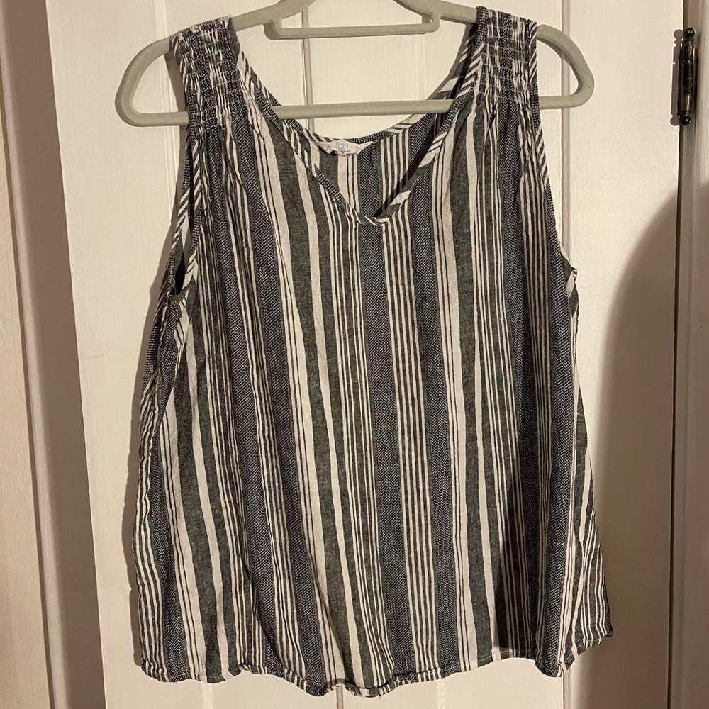 Time and Tru Sleeveless Top